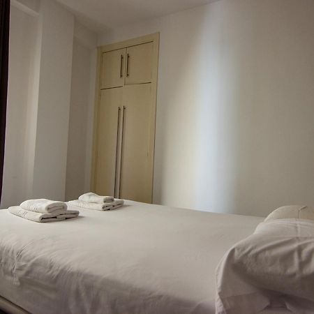 Apartamento Amplio Y Luminoso A 2 Min Del Centro Sevilha Exterior foto